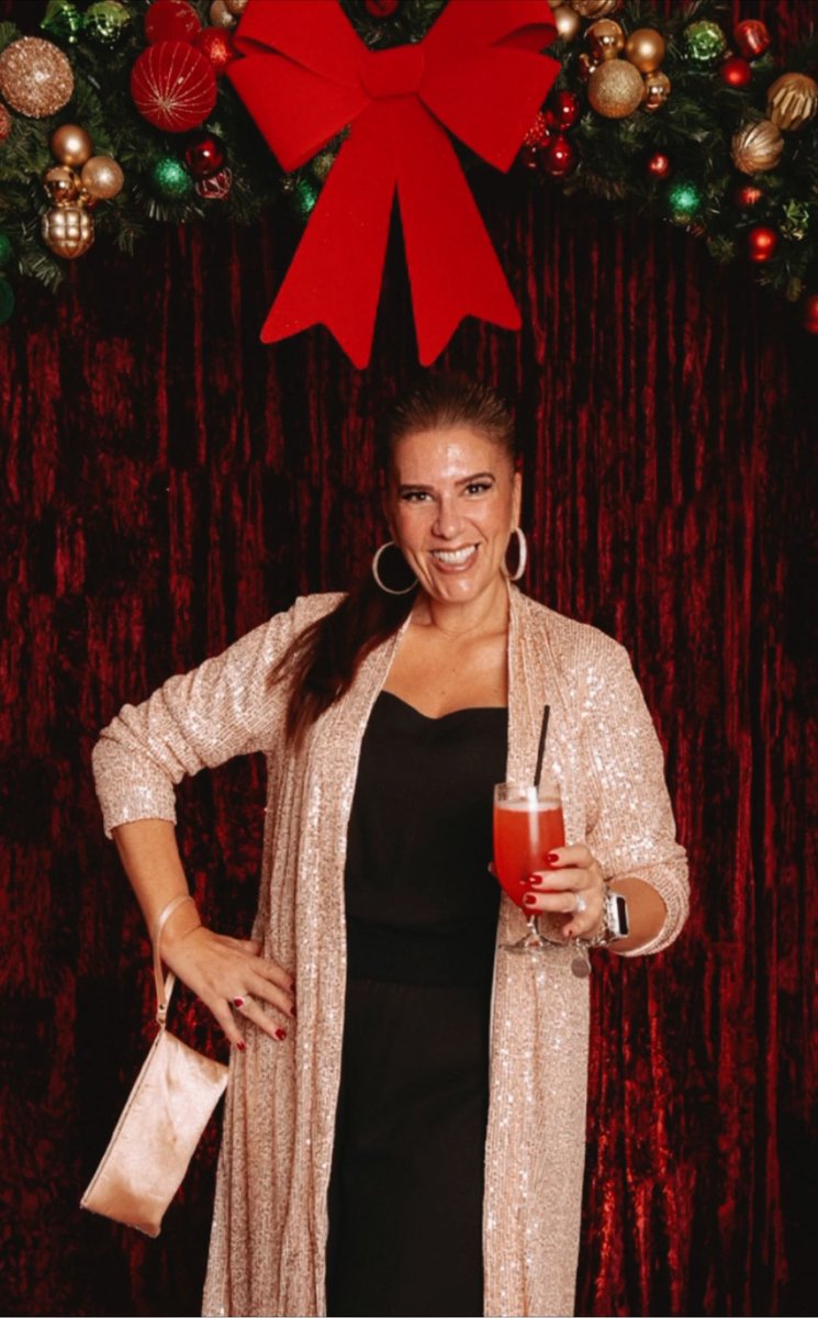 🩷🎄🩷 Wishing everyone a safe and love filled gentle Holiday Season! ❤️🎄❤️