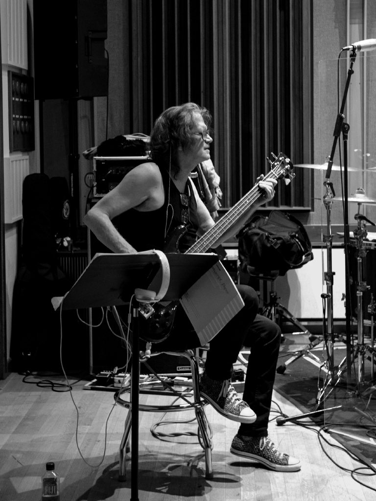 BlondieOfficial's tweet photo. Sending out our very best wishes to the “Jersey Devil”… Mr. Leigh Foxx. Happy birthday, Leigh!

📸: Eddie Sung https://t.co/zaQKPIi7xe