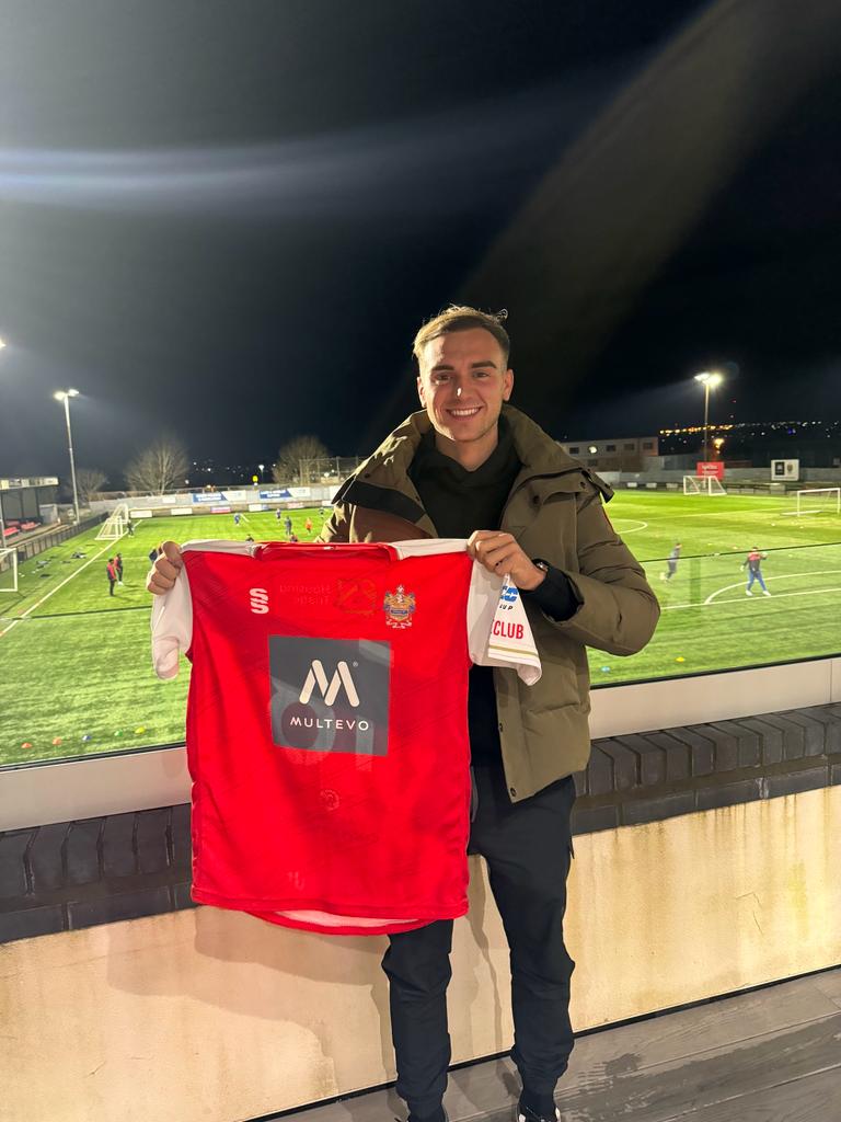 📝 Cane is a Salmoner

We are delighted to announce that Max Cane has signed for Darwen Football Club.

The Prolific striker recently at <a href="/FCUnitedMcr/">FC United of Manchester 🟥⬜⬛</a> will boost our firepower heading into the Second half of the season.

Welcome to the Anchor, <a href="/max_cane2000/">Max Cane</a> 👏

#OneClub 🇦🇹