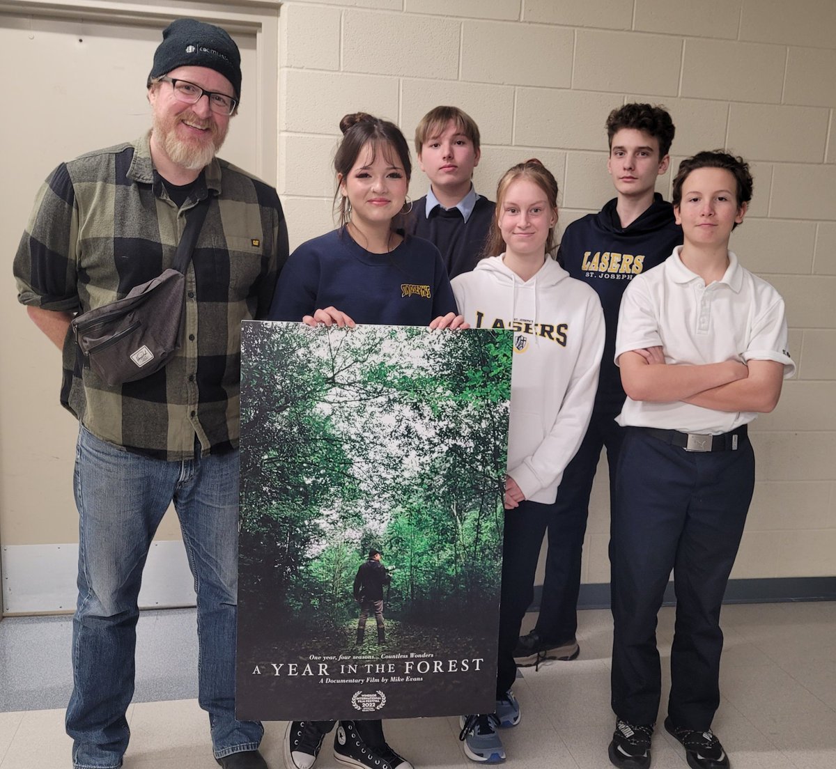 Mikey_E_Evans's tweet photo. I had a great time screening my "Year in the Forest" documentary at St. Joseph's High School this morning. 
I'm always amazed by the questions that these young people come up with. @WECDSB @STJTWEET
#windsor #Documentary #nature https://t.co/fgbsKQiBg5
