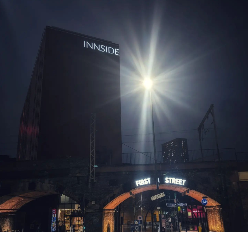 Our member, @innsideuk Manchester looking especially beautiful in the city lights 🤩 📸@thisisourmcr