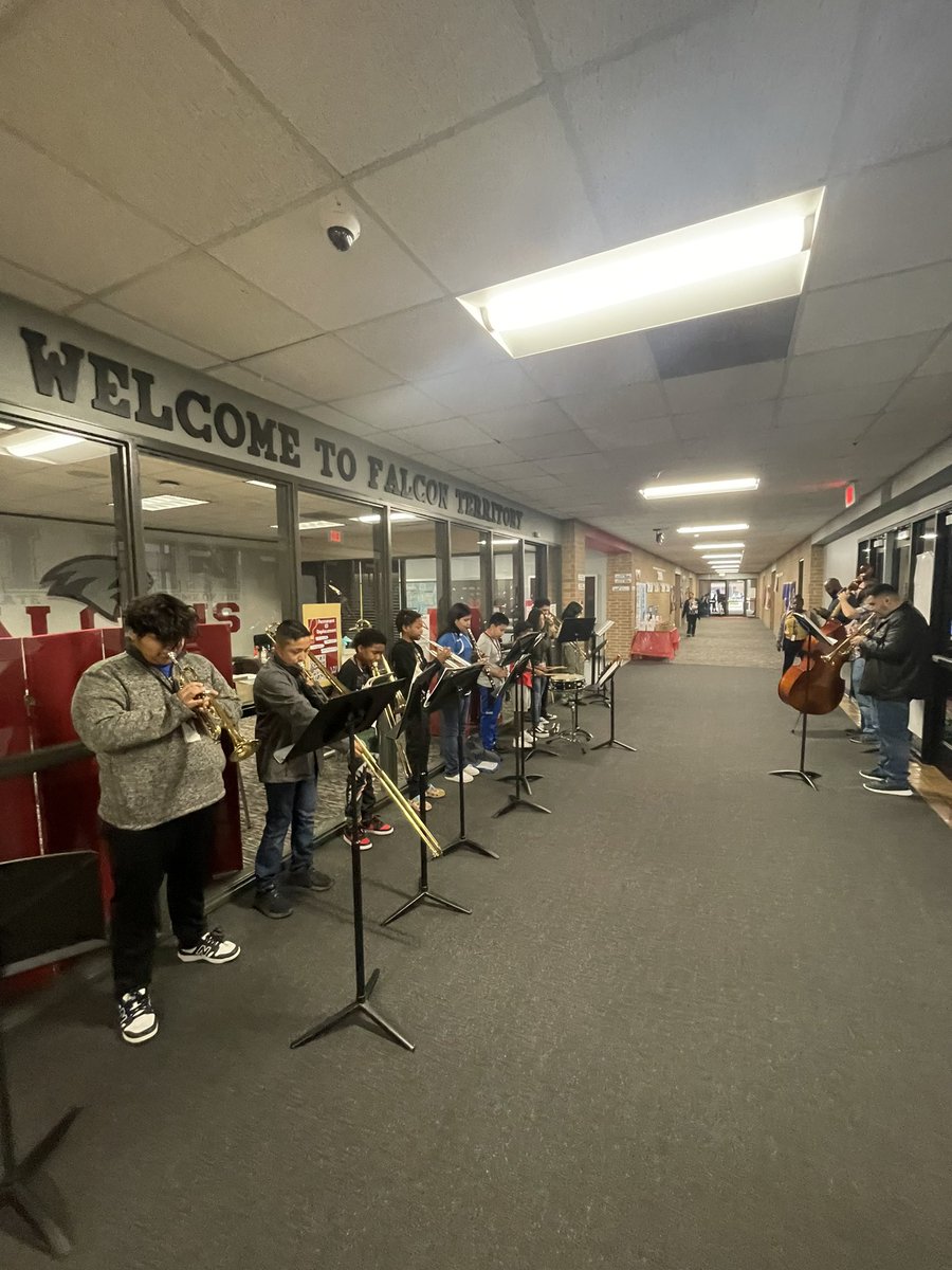 Our 2nd Annual “Coffee and Carols” was a success! Great job to our Beginner Band volunteers for performing, and thanks to some of our older students for helping out! Special treat with our Faculty Carol Choir joining us as well! Thank you Mr. Graham for helping as well!