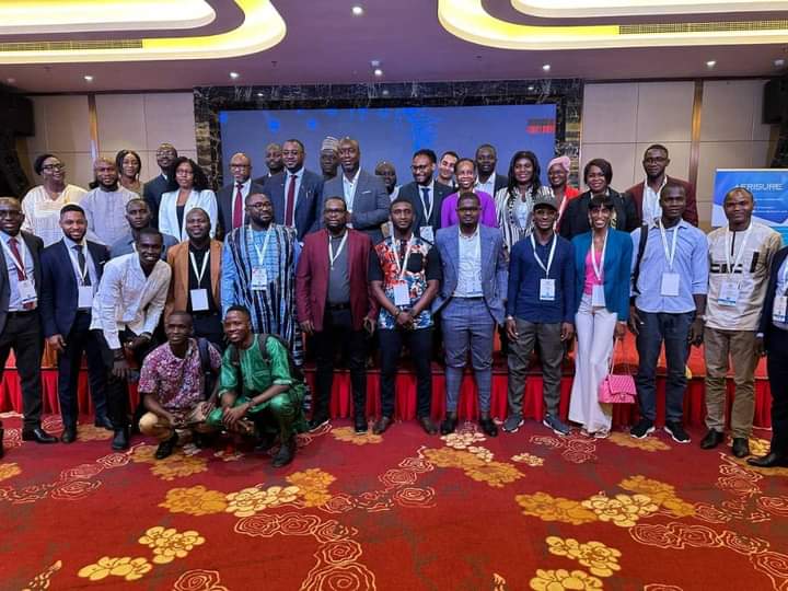 #FCC 
𝗟𝗲 <a href="/ConakryFcc/">Forum FCC</a> 2023, conjointement organisé par #𝗚𝗖𝗦 et <a href="/AnssiGuinee/">ANSSI Guinée</a> a pris fin hier à l'hôtel Kaloum. 𝗟𝗲 𝗿𝗼̂𝗹𝗲 𝗰𝗲𝗻𝘁𝗿𝗮𝗹 𝗱𝗲 𝗹'𝗵𝗼𝗺𝗺𝗲 𝗱𝗮𝗻𝘀 𝗹𝗮 𝗰𝘆𝗯𝗲𝗿𝘀𝗲́𝗰𝘂𝗿𝗶𝘁𝗲́ en était le thème principal.

#AnssiGuinée #MPTEN #FccForum #GCS #kibaro