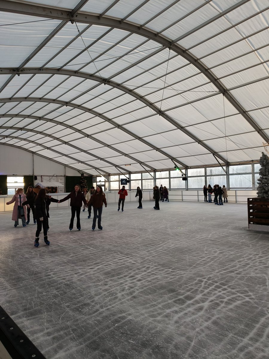 5th Year Students of <a href="/Sandym0untPark/">Sandymount Park Educate Together Secondary School</a> enjoyed a lovely day out yesterday to the new Ice Skating Rink in Dun Laoghaire. Lots of fun (and falls 😄) were had on the ice, followed by a delicious lunch in Nando's. An enjoyable day out as a reward for all their hard work this term. 🥰