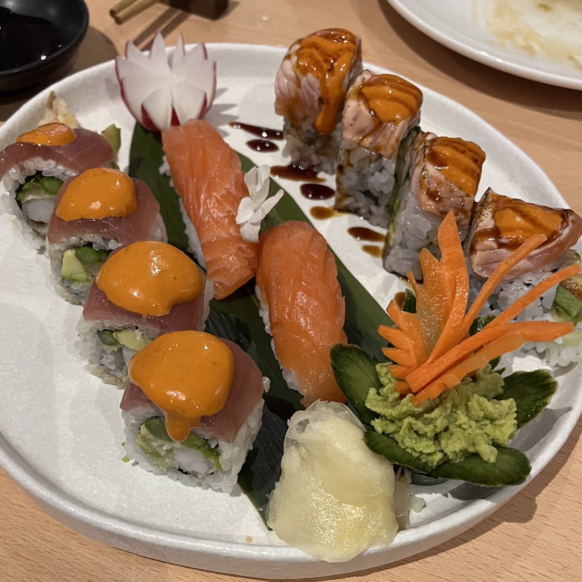 Red Dragon Roll , Tiger Roll , Salmon Nigiri @fumikohornchurch #japanesefood #sushi #nigiri #eatjapanese #foodie #hornchurch #essex #reddragonroll #tigerroll #essexdining #topessexeats #foodtravelchat #fumikohornchurch