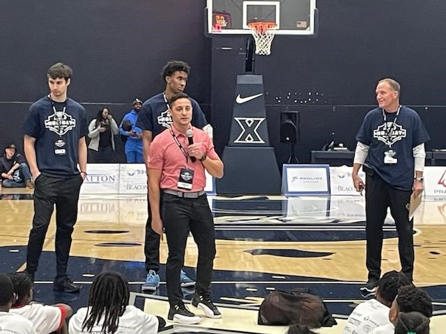 BeaconOrtho's tweet photo. Beacon's Dr. George Matic was a special guest at the @XavierU Basketball Camp, educating more than 150 student athletes about the importance of stretching and proper warm-ups. Thanks Dr. Matic! https://t.co/Sv1EJWFDUc