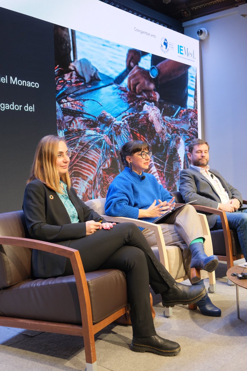 IEMed_'s tweet image. Are #Mediterranean fisheries ready to cope with a sea under the effects of #ClimateChange?

‼️Last #MedDialogues2030 with @HilmiNathalie &amp;amp; @jhallspencer. Moderated by @aliciaprzporro (@CREAF_ecologia) with last remarks by @arnauqueralt.

📍Now at @CaixaForum_CAT Macaya (BCN)