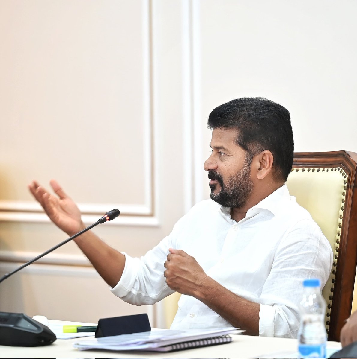TelanganaCMO's tweet photo. Chief Minister Sri @Revanth_Anumula conducted a detailed review on the Hyderabad Metro Rail Project, its expansion plans, Airport Metro Project today. Hon’ble CM enquired as to how the Airport Metro alignment was fixed along the ORR through G.O.111 area, where the scope for development is limited and already a very good transport facility in the form of ORR is present. The CM stated that, since a major part of the city’s population is in central and eastern parts and in the Old City, priority should have been given to take the Airport Metro alignment through Old City from MGBS - Falaknuma; and from LB Nagar area to serve a vast majority of the common people.