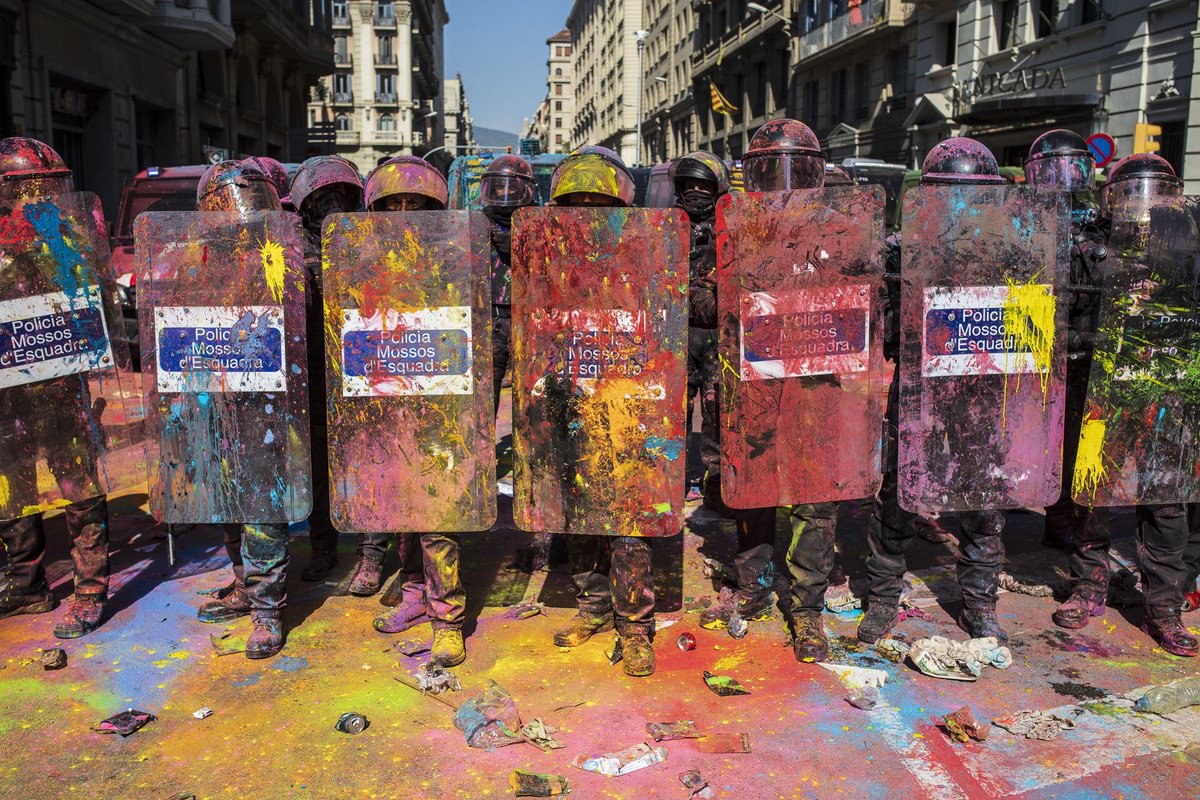 1312 Mai la policia estarà del nostre costat. #ACAB