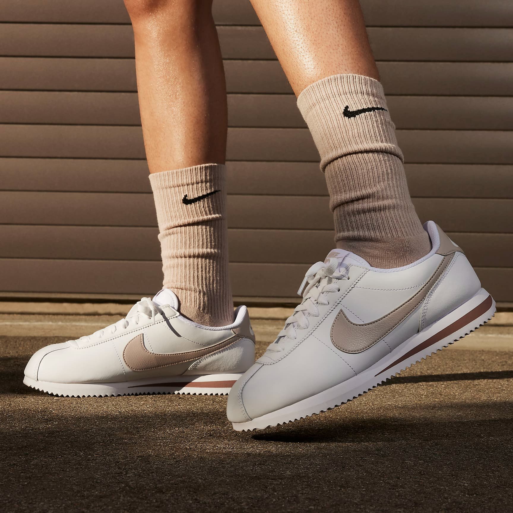 Nike cortez hotsell smokey mauve