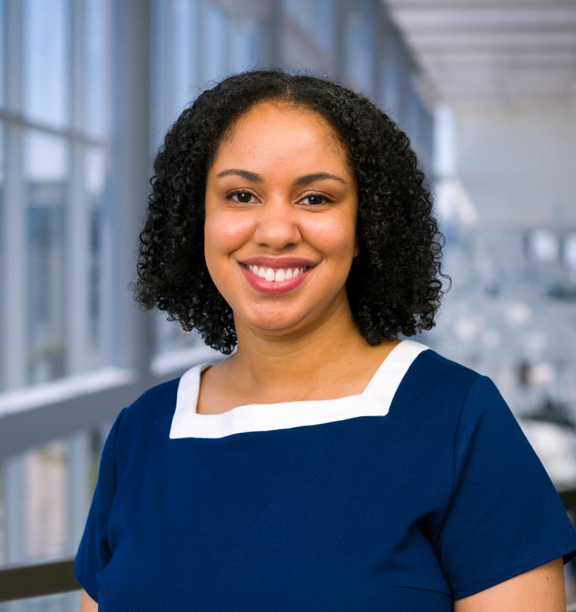 UTSW_Psychiatry's tweet image. Dr. Sabrina Browne presented at the Children's Hospital Association's annual leadership conference. Exploring "From Integration to Collaborative Care: A Model for Community Implementation" #UTSW #UTSWbrain #psychtwitter