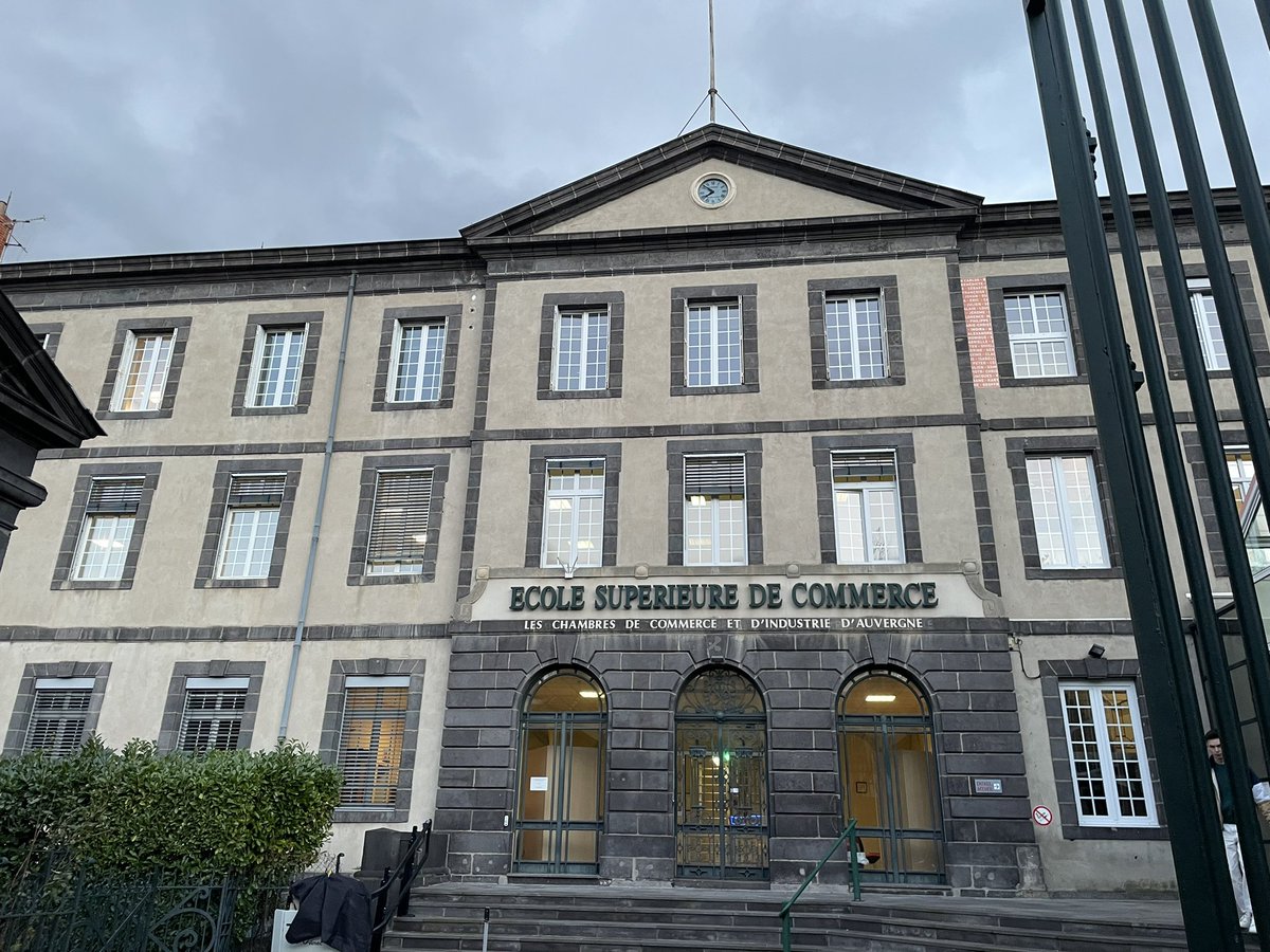 JamesC_Ent's tweet photo. Had a great time as Visiting Professor at @ESCClermont last week. An intense week with the Bachelors students! Great discussions on social and ethical business from a very talented cohort. 

Back to a cold and rainy Aberdeen for Christmas preparations now! https://t.co/r9n9WxS3fp