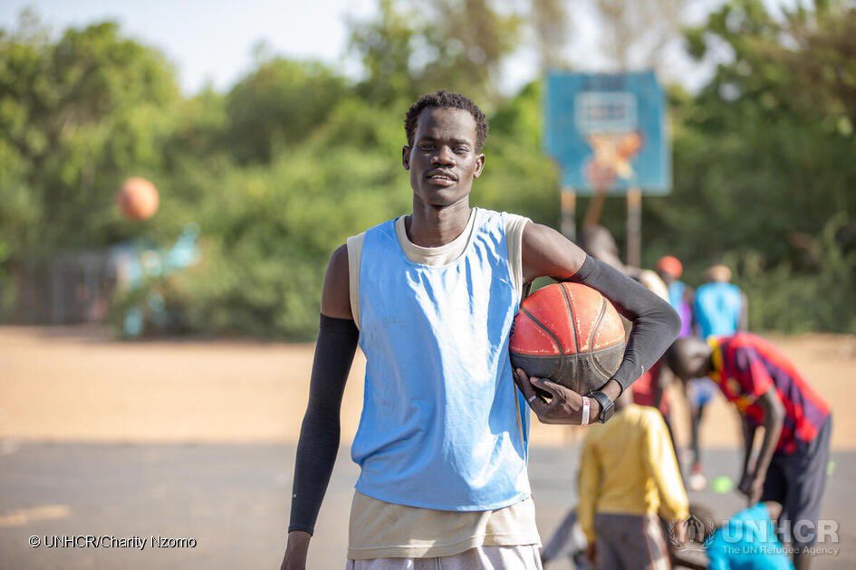 Sport has the power to unite, inspire and empower.

Sport plays a pivotal role in fostering inclusion &amp; protection for both refugees &amp; host communities.

I'm proud of the commitment from the sport sector in supporting refugees globally, emphasized today at the #RefugeeForum.