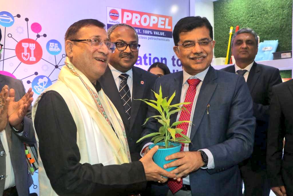 Happy to address the #BiharBusinessConnect2023 – A Global Investors’ Summit!

IndianOil's role &amp; investments in Bihar have been transformative. Through the Barauni refinery and its expansion,  upgrading and converting pipelines, boosting our retail and CGD network, IndianOil is