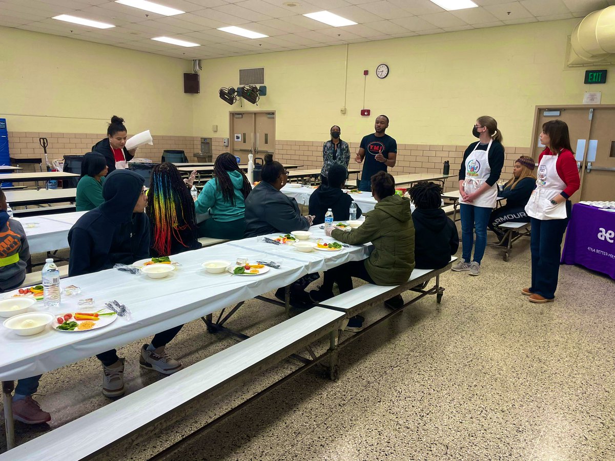 Mrs. Guenther tweet media