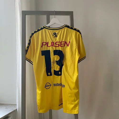 Hunden, Katten, Glassen tweet media