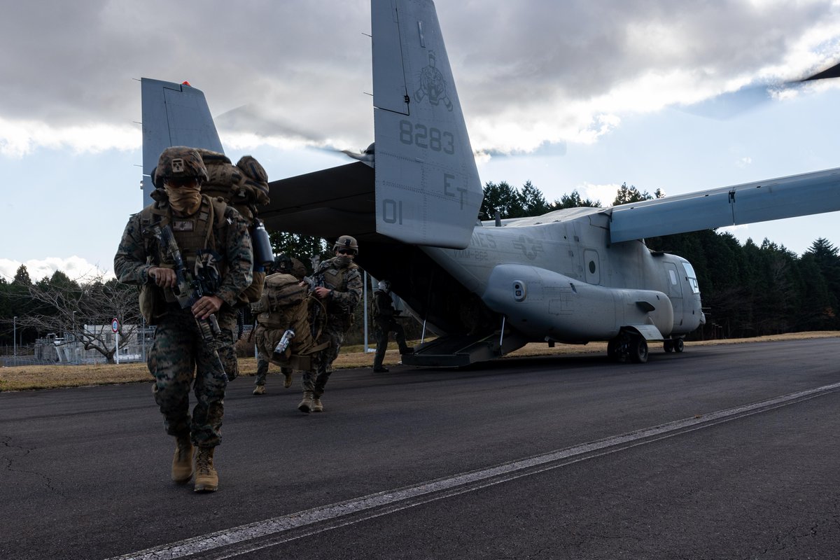 #Marines with @1st_Marine_Div are inserted from aircraft during Stand-in Force Exercise 24 at @catc_campfuji, Dec. 3. Aerial insertion enables Marines to be rapidly inserted into strategically important and geographically challenging environments. #USMC #FlyMarines