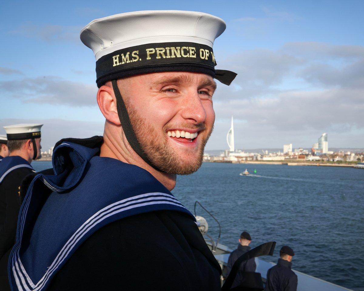 DefenceHQ's tweet image. The biggest warship in the Royal Navy has returned home in time for Christmas. 🎄

HMS Prince of Wales was welcomed into Portsmouth by thousands of wellwishers following a three-month deployment to the United States, where she has been pushing the boundaries of naval aviation. 🌊