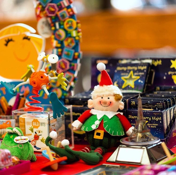 agbmuseum's tweet photo. Our Elves Shelves Holiday Market for Children allows our young shoppers to find gifts for family and friends. All items are $20 and under.

Elves Shelves ends on Sunday, December 24th. https://t.co/FWlWlOHqWe