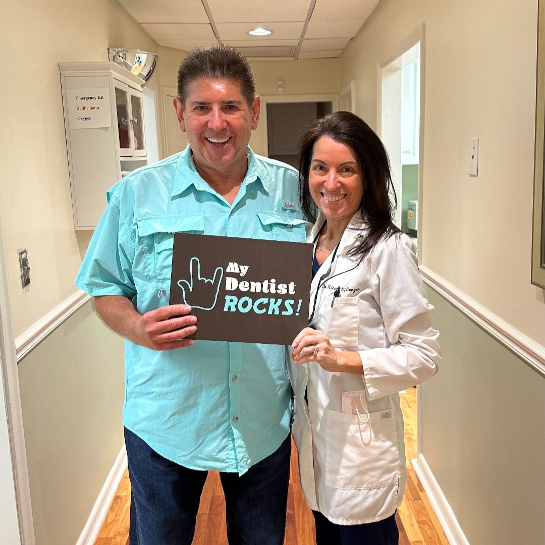 nmbergerdds's tweet image. Delivered a successful All-on-4 for a thrilled patient! Couldn't be more proud of 
our team for providing outstanding results and expert care! 
Thank you for trusting us !#SoFlaSmileSpa #SmileGoals #SmileExpert #allon4 #dentsitlife