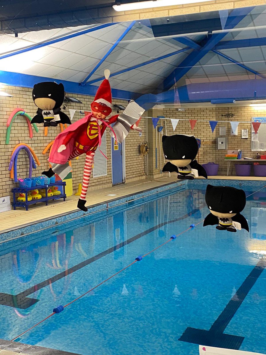 PolamSwimSchool's tweet photo. Calling all superheroes,  there appears to be a new Super-Elf in town! I wonder what his superpower is………. M I S CH E I F we think!

🎅🏻 🦸‍♂️ 🖤💛❤️🎄

#elfontheshelf #polampoolscoutelf #day13 #superheroes #batmanandfriends https://t.co/1g4BHQo5os