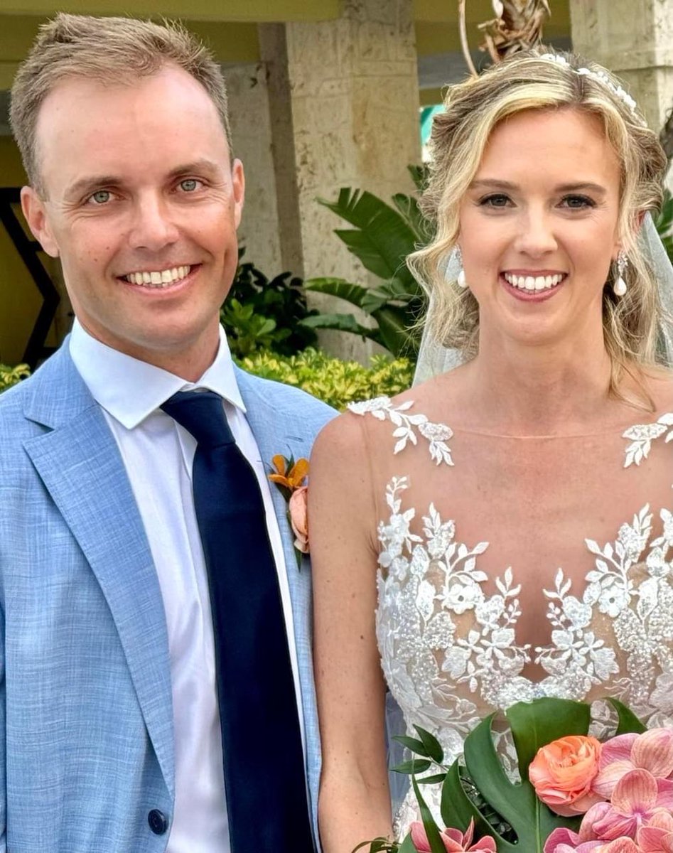 sscottpga's tweet photo. And during his honeymoon, he’s got two tournaments and a pro-member scheduled #ericcole #energizer #bunny #congrats https://t.co/4otTsvik1I