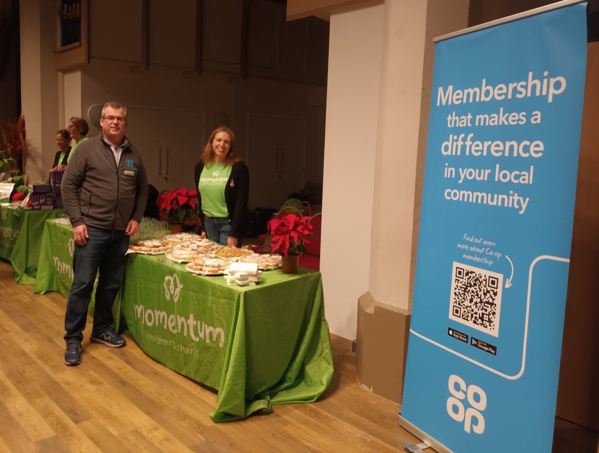 MemberSteve's tweet image. GR8 evening with @MomentumCharity at their fundraising Christmas Carol service. The wonderful singing by the Canbury Singers and St Lawrence junior school . #coopuk Thames Ditton store and colleagues we were proud to supply refreshments to the audience and singers. #itswhatwedo