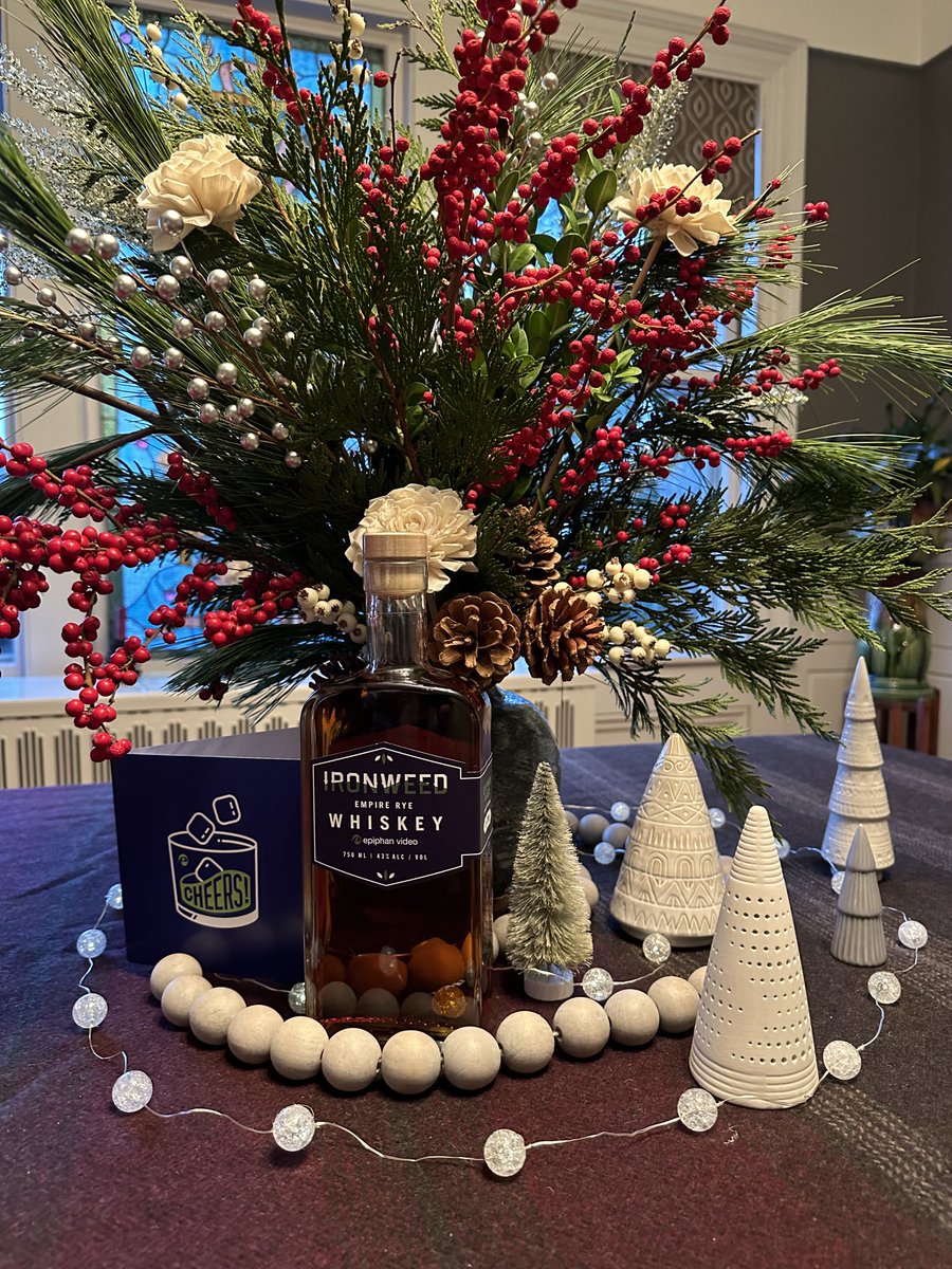 𝙲𝚒𝚗𝚍𝚢 𝙳𝚊𝚟𝚒𝚜 tweet media