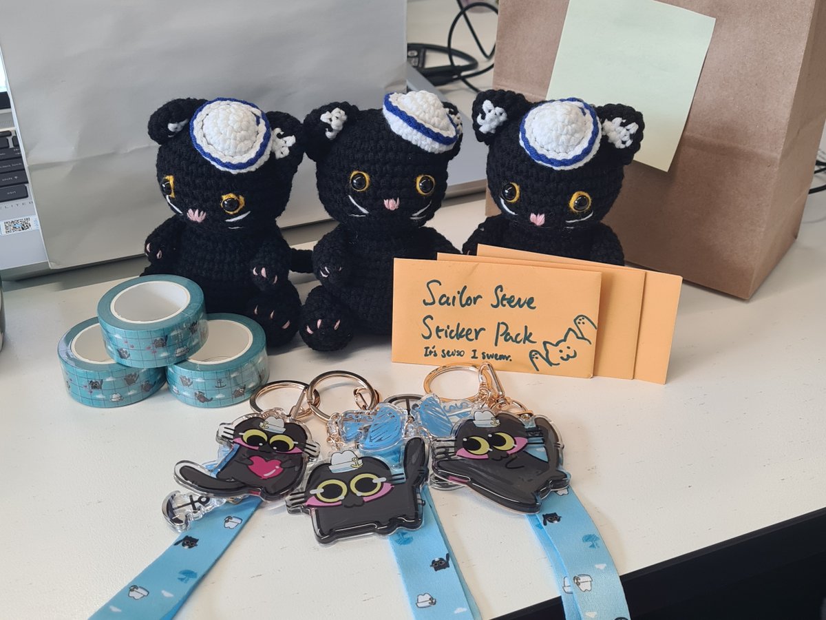 SailorSteveCat's tweet image. I am GIVING AWAY 3 SailorSteveCat Merch Packs!

As a thank you and celebration to all the support, followers and new friends made.

❤️ Like 🔁 Retweet and 👥 Follow on Twitter and Twitch for a chance to win!

#thankyou #Vtuber #merch #Giveaways #sliceofsteve #sailorstevefanart