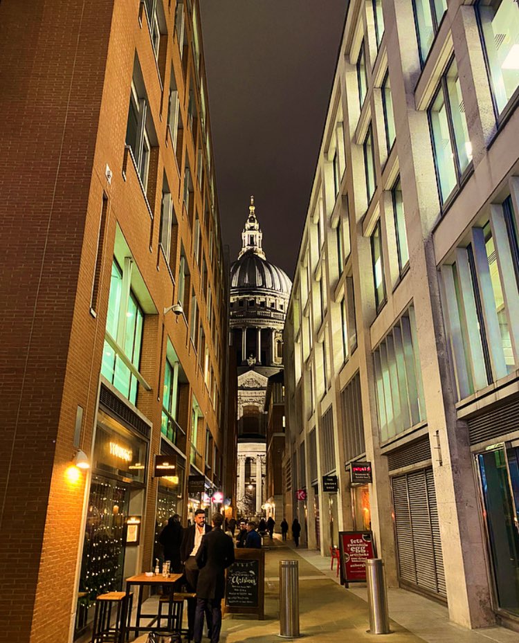 St.Paul’s Cathedral at night 🌃