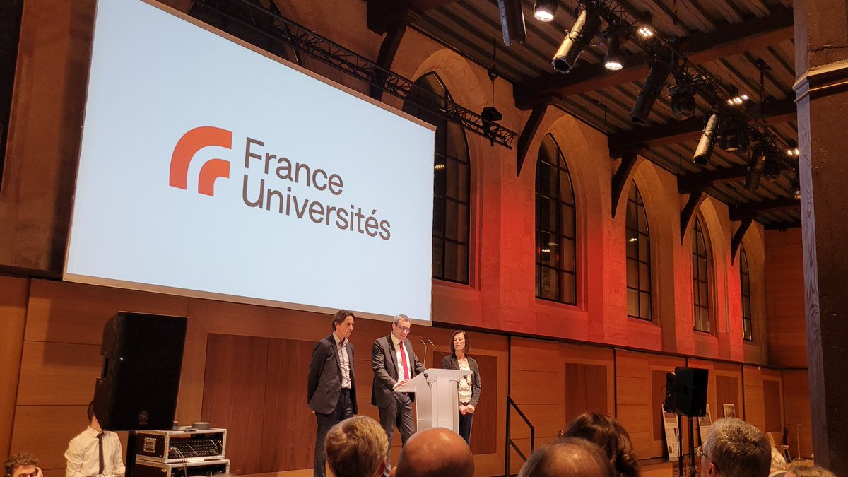 Martial Martin (@martialymartin) on Twitter photo Soirée annuelle <a href="/FranceUniv/">France Universités</a> : <a href="/GuillaumeGelle/">Guillaume GELLE</a> appelle à la vigilance dans la défense de nos établissements et de leurs valeurs humanistes dans un contexte d'intolérance grandissant 👊 Soirée annuelle <a href="/FranceUniv/">France Universités</a> : <a href="/GuillaumeGelle/">Guillaume GELLE</a> appelle à la vigilance dans la défense de nos établissements et de leurs valeurs humanistes dans un contexte d'intolérance grandissant 👊