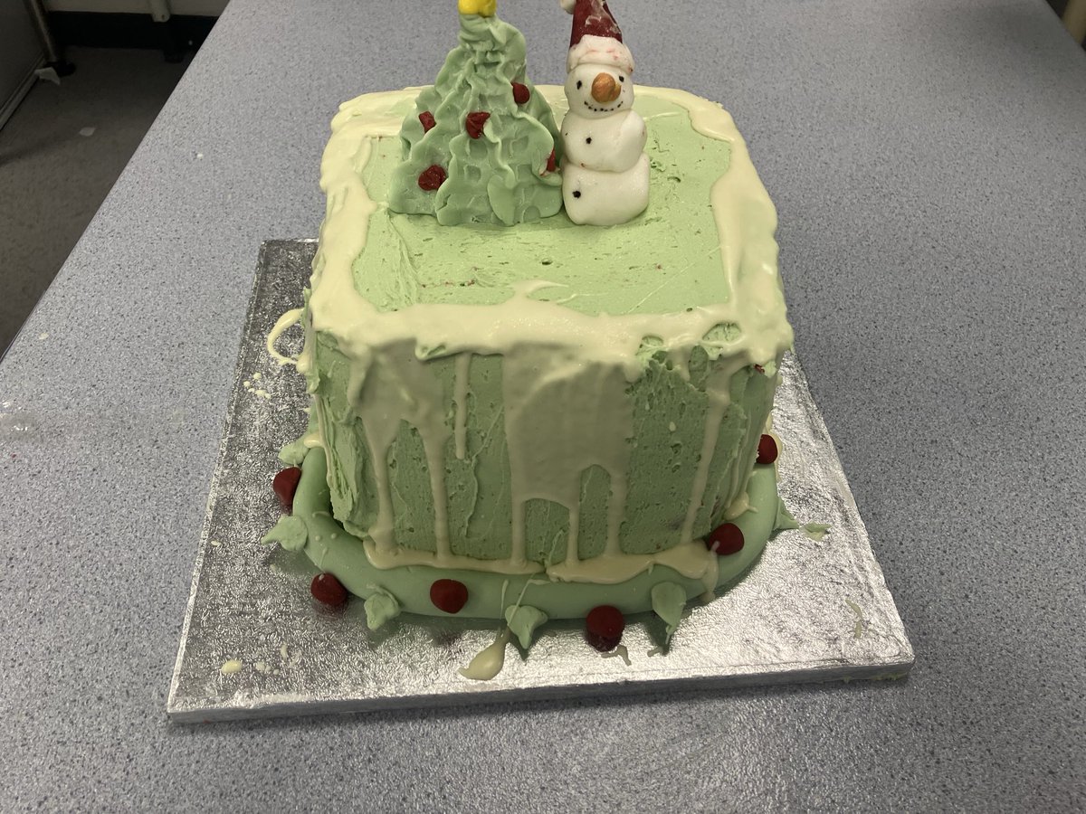 HeOlspck's tweet photo. Some of the amazing entries from the Year 10 OLSPCK Bake Off! https://t.co/7ZCqtF7jj2