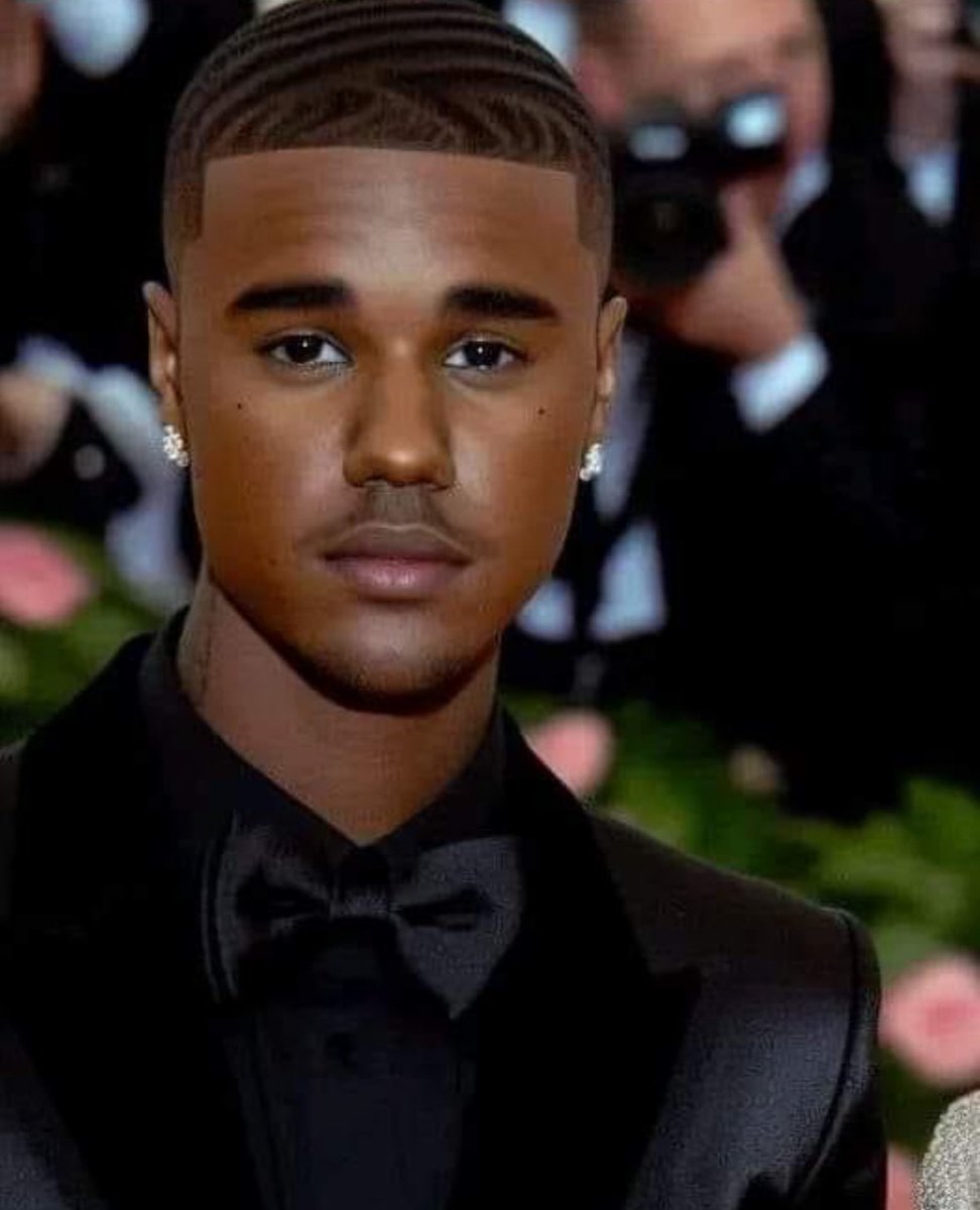 shimpdotcom's tweet image. What I wanna know, is who sat down at their computer and made this? And why? 😂