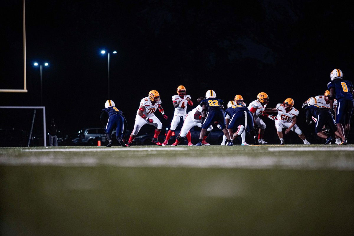 Junior Season Highlights !!! 
@CHCCoachWard <a href="/CHCTouchdown/">football</a> @LurzSteve        6'3 270 OT 
hudl.com/v/2Mqkwn