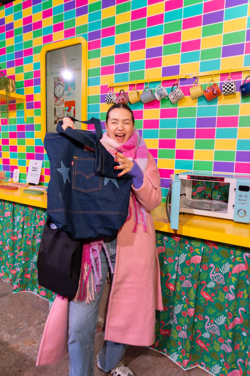 Last week we hosted our first ever pop-up shop in NYC to mark the launch of Pinterest Predicts. 

For five days, guests could shop and experience the biggest trends of 2024 alongside workshops and custom experiences from Levi's and MAC.

See all the trends business.pinterest.com/pinterest-pred…