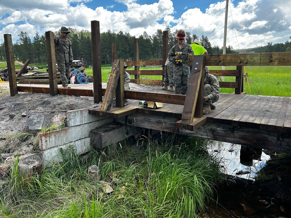 #Checkout our #IRT November newsletter spotlighting the impactful collaboration between the @MarForRes & @CusterStatePark during their joint construction mission from July 9 to August 6, 2023 in South Dakota. #IRTMissionFY23 #InnovativeReadinessTraining irt.defense.gov/Portals/57/Doc…