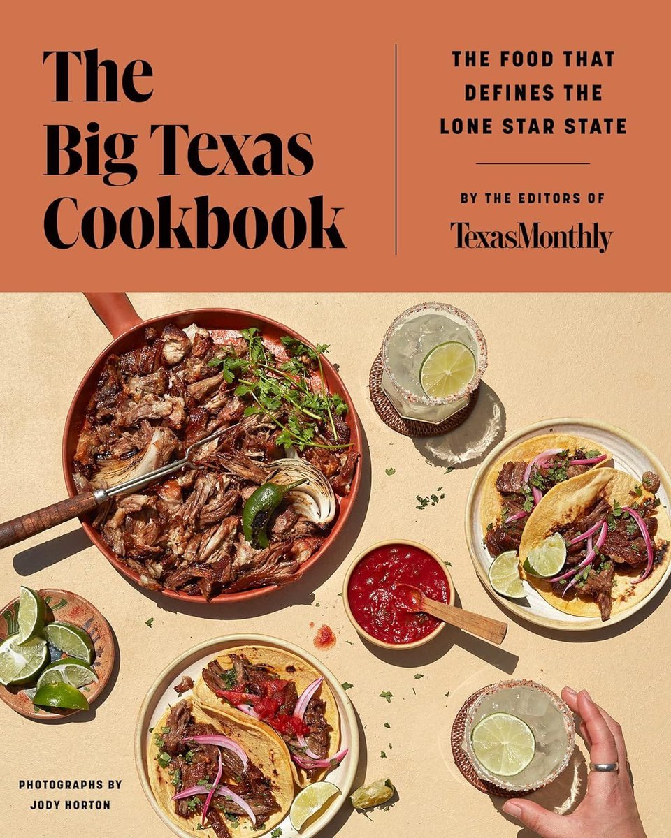 In today's issue, we share five great BBQ books published in 2023 that would be a perfect gift for any barbecue aficionado in your life (including yourself), from Aaron Franklin, Ed Mitchell, The Grill Sisters, Joseph R. Haynes, & @TexasMonthly. Read: bbqnewsletter.substack.com/p/bbq-books-bu…
