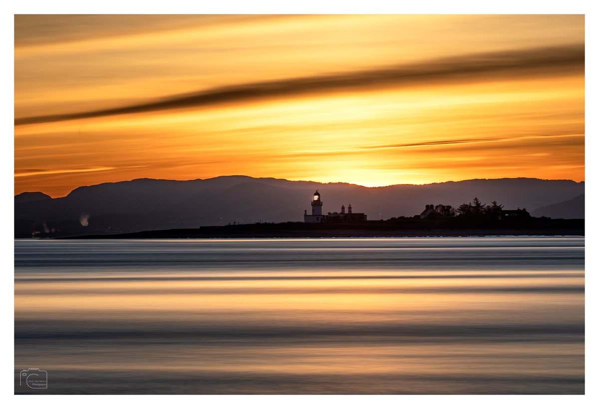 Golden hour at Chanory Lighthouse, Fortrose.
<a href="/NorLighthouse/">NorthernLighthouse</a>