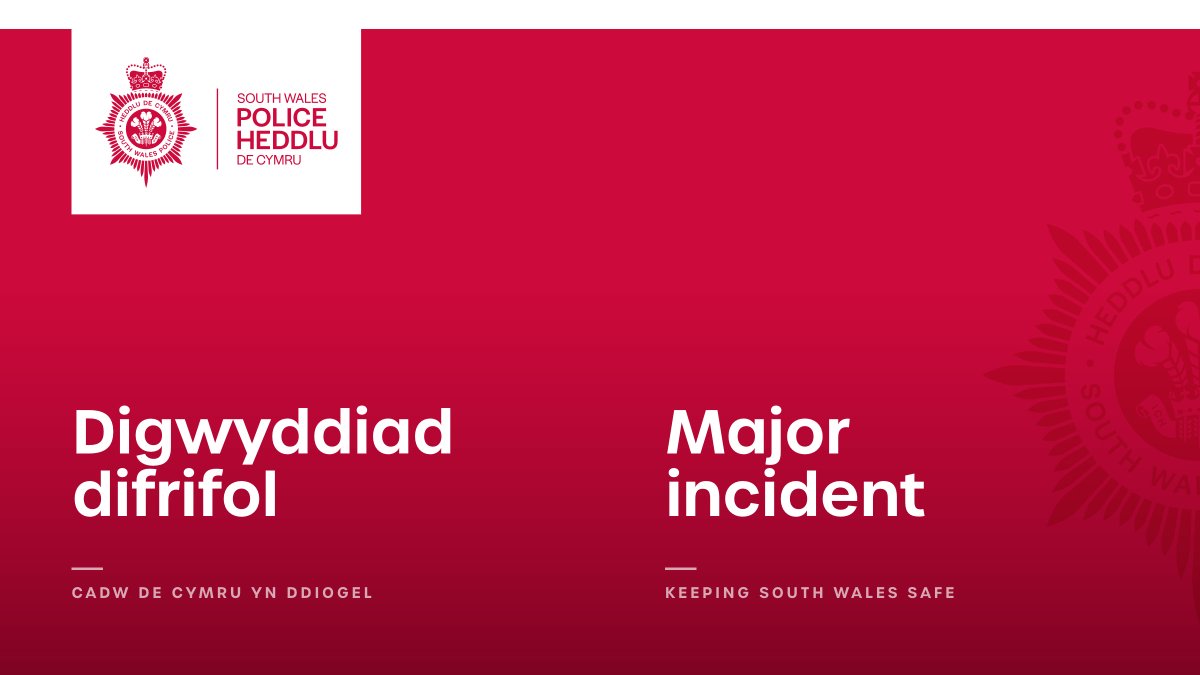 #MajorIncident | We are at the scene of a serious incident on Severn Road, Treforest. 

The roads around the Industrial Estate are currently closed and are expected to remain as such for some time.

Please avoid the area.  Updates will be provided when available and appropriate.