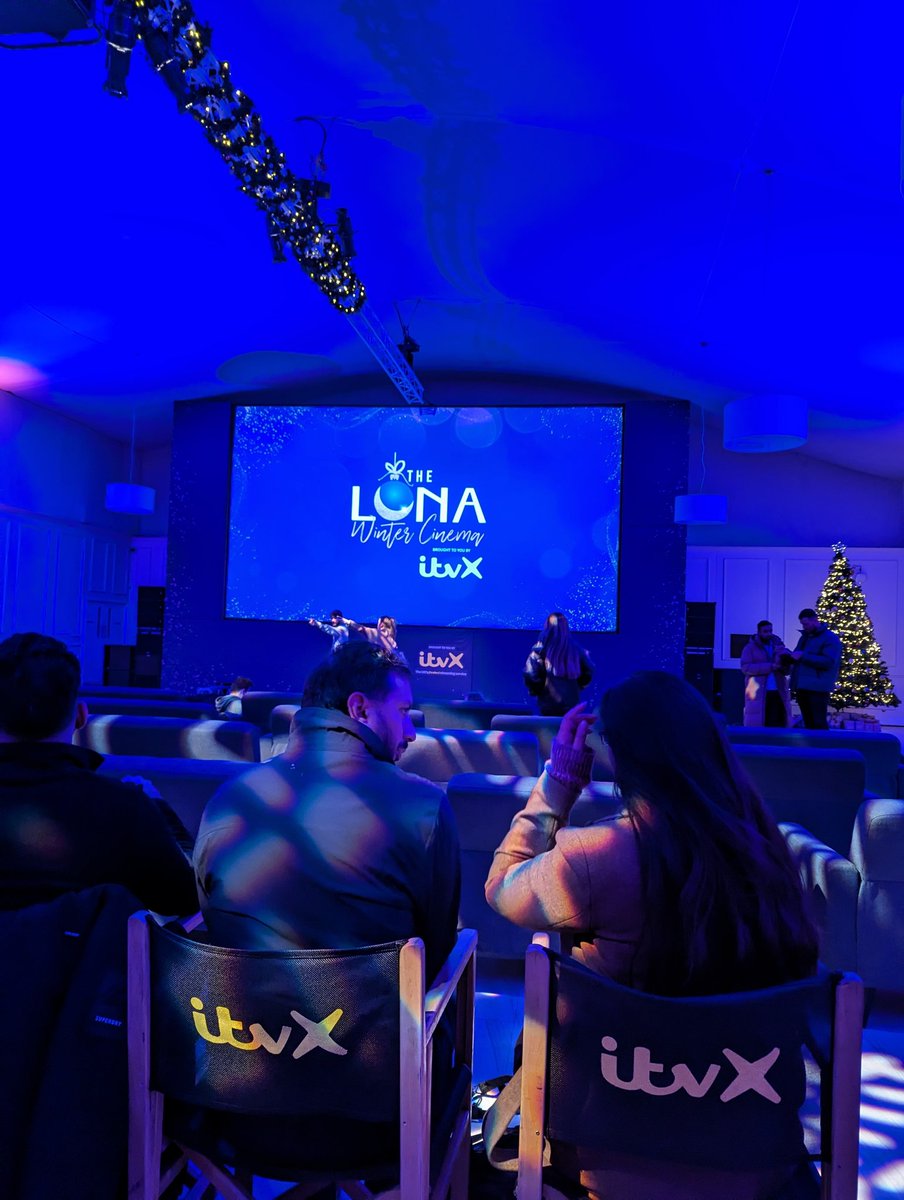 Andy - Run with Andy™ (@runwithandy) on Twitter photo <a href="/TheLunaCinema/">The Luna Cinema</a> Die Hard is an X-mas film! Waiting for it to start!
😂🎅🎆 #lunacinema #diehard #outdoorcinema <a href="/TheLunaCinema/">The Luna Cinema</a> Die Hard is an X-mas film! Waiting for it to start!
😂🎅🎆 #lunacinema #diehard #outdoorcinema