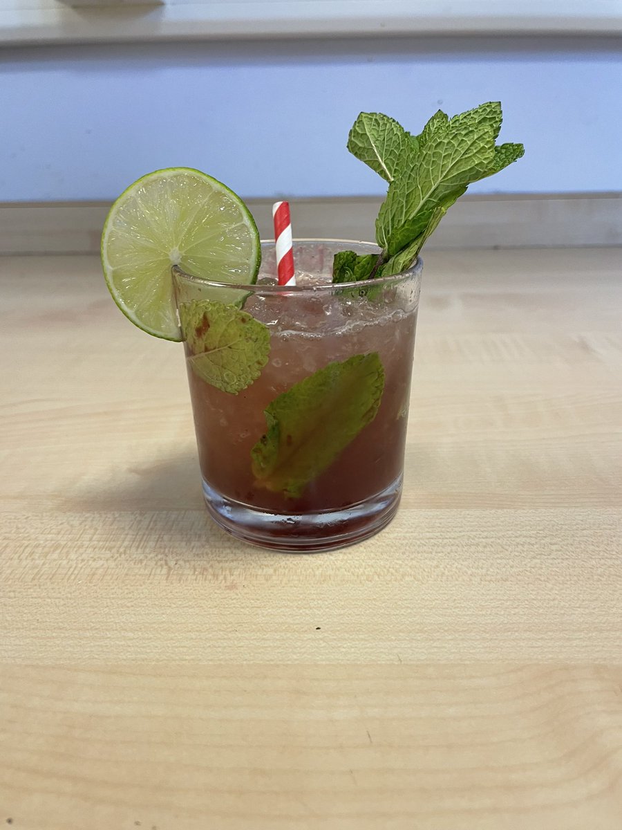 Our Level 6 Hospitality class were testing out some delicious mocktails for our Staff event next week! @lchs_co @LochendHigh #christmasvibes #alcoholfree