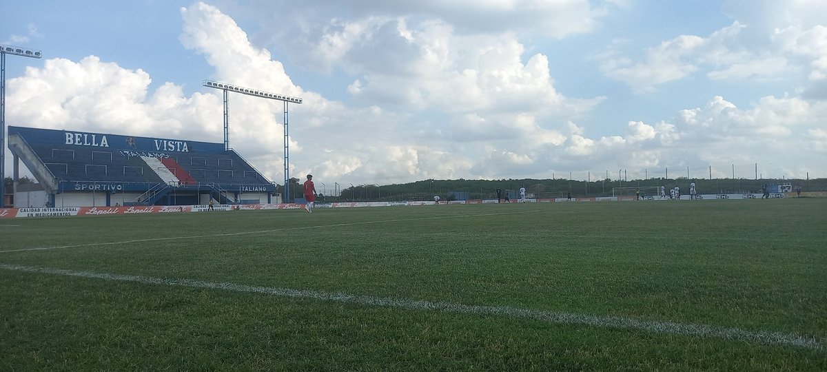 Club Deportivo UAI Urquiza - #FútbolMasculino ⚽ COMUNICADO DE PRENSA:  CAMBIO DE DIRECCIÓN TÉCNICA EN EL PRIMER EQUIPO El Club Deportivo UAI  Urquiza informa que, desde el próximo lunes, Alejandro Riveros ocupará