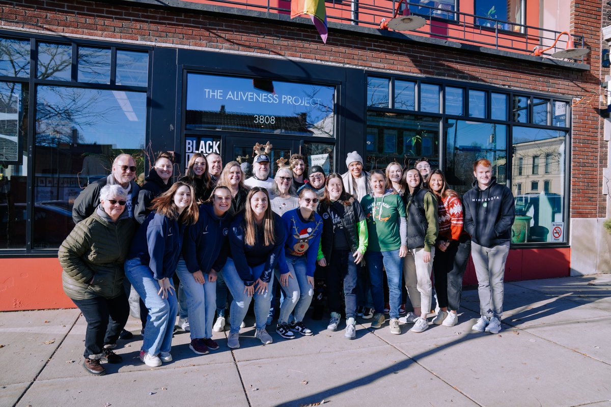 Timberwolves & Lynx Community Impact (@packoffcourt) on Twitter photo The @MinnesotaLynx visited <a href="/AlivenessMN/">Aliveness Project</a> for a special holiday visit where they wrapped and handed out gifts to members and families 💚🎁 The @MinnesotaLynx visited <a href="/AlivenessMN/">Aliveness Project</a> for a special holiday visit where they wrapped and handed out gifts to members and families 💚🎁