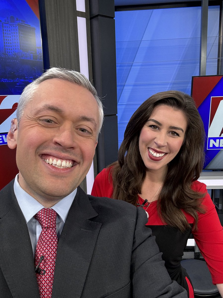 Quite an interesting day to be filling in on the anchor desk with @KimKalunian! Tune in for live coverage of the bridge crisis with us starting at 4 on @wpri12