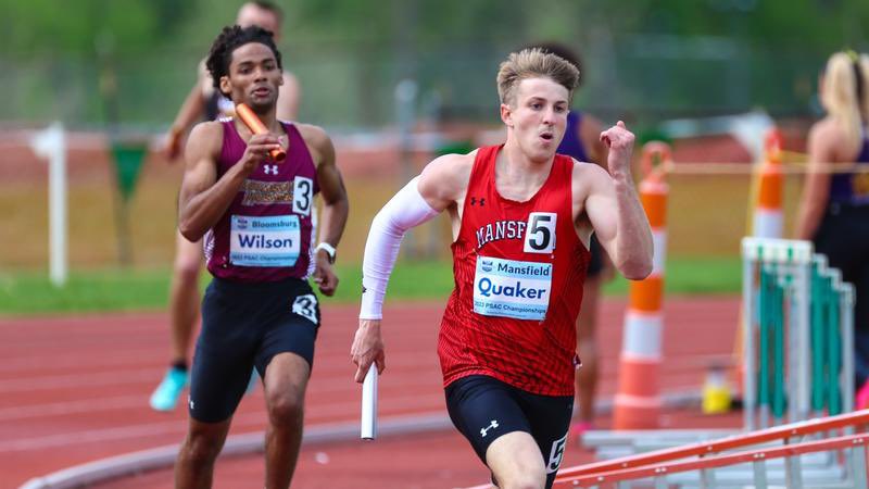 Marcus_Quaker's tweet image. Beyond blessed to have received a full ride scholarship offer for football and track at Mansfield University!!  @MansfieldFB @MansfieldTFXC @SportsByBLinder @Boden_Bob @Coach_JEvans @PRZPAvic @QBHitList @wpfbstats