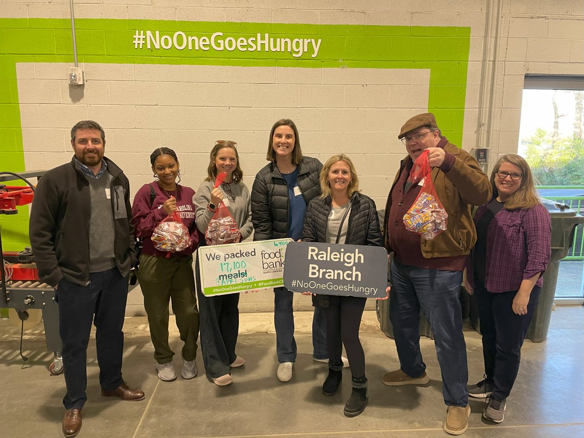 Some of our staff had an awesome time volunteering with @FoodBankCENC this afternoon! We are grateful for the opportunity to give back and help make sure that #NoOneGoesHungry this holiday season. #NursingForward®