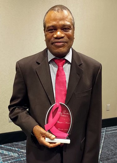 Congratulations to Dr. Amos M. Sakwe, professor and interim chair of the Department of Biomedical Sciences, School of Graduate Studies, for being honored with the 2023 Pink Christmas Champion Researcher Award! 

#BlackResearchers #MeharryMade