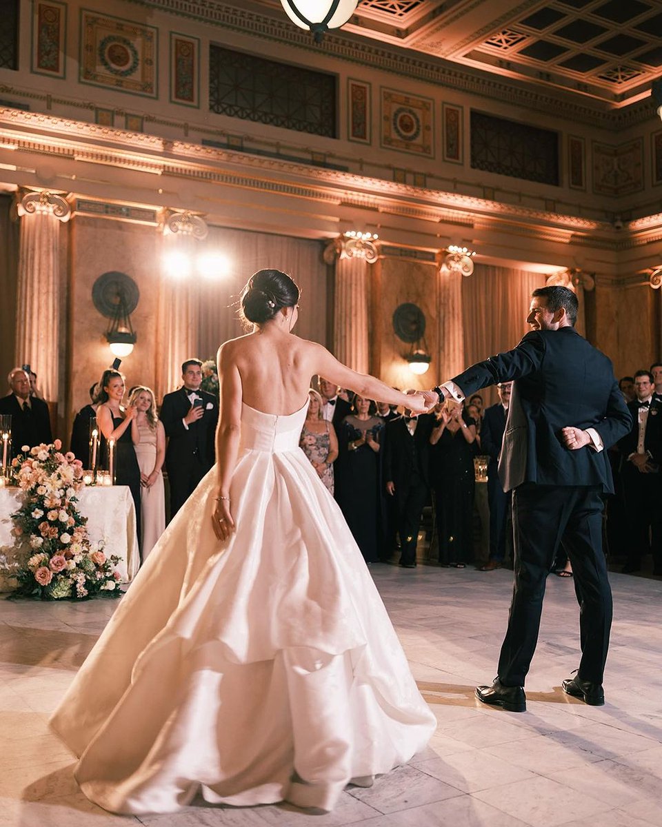Can I have this dance? 🪩 Heather and Noah's wedding day was filled with love and all the elegant details! ✨

#DesignCuisineEvents #eventsatunionstation #unionstationevents #unionstation #DC #WashingtonDC #dcweddingplanners #dcweddings #dcbrides #winterwedding