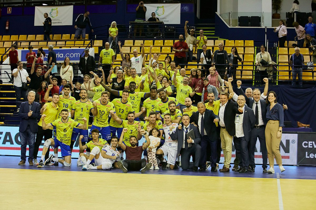 ✌️¡Triunfo importante para seguir creyendo! #VamosGuaguas 🚌 #CLVolleyM #CEVChampionsLeague