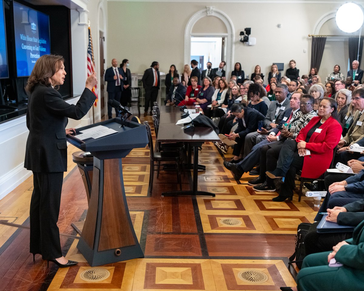 Today, I met with more than 100 state legislators and gun safety advocates to share policy solutions in our continued work to prevent gun violence.

We have the answers. We must continue to lead with courage and act to save lives.